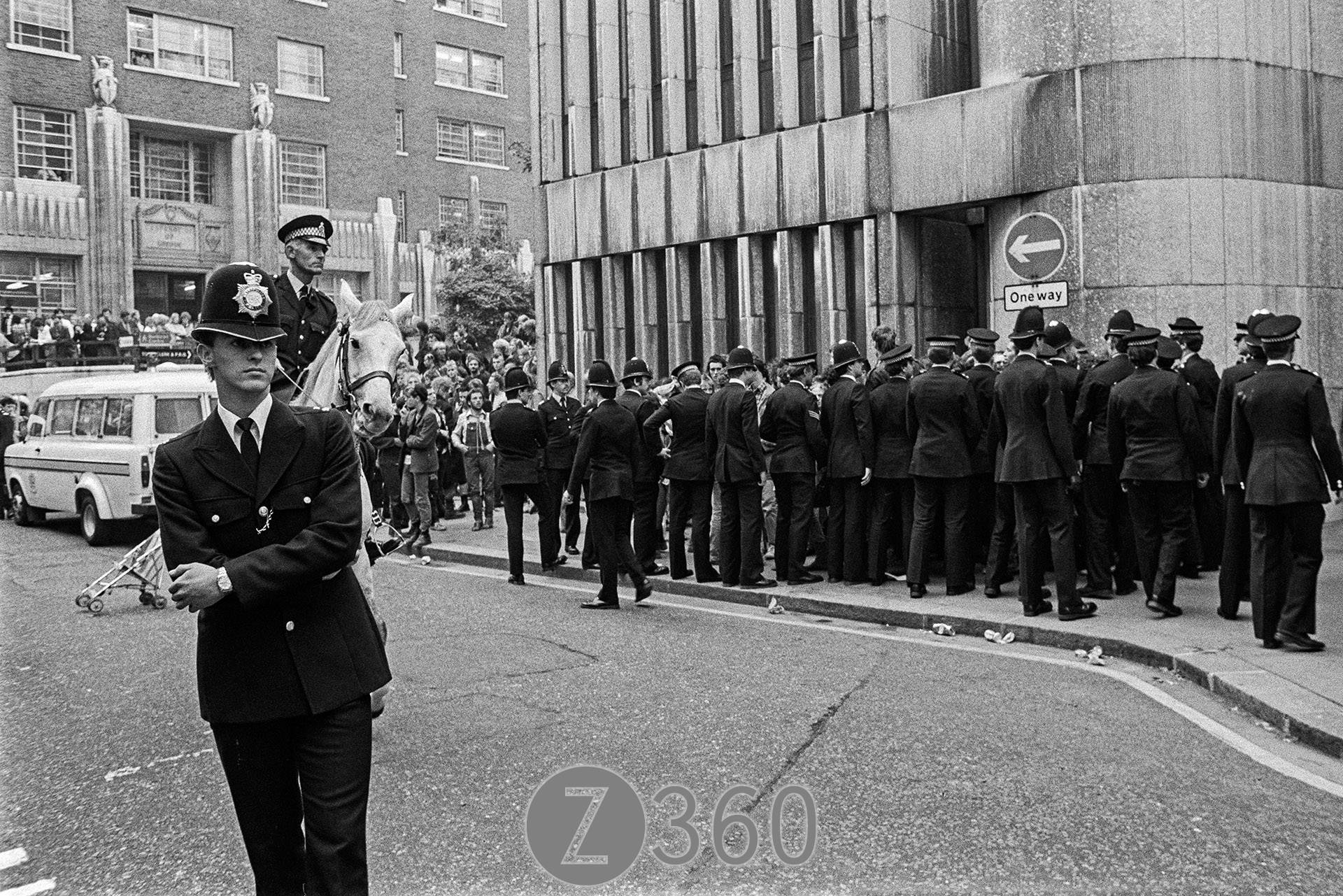  Kettling by Guildhall Justice Room