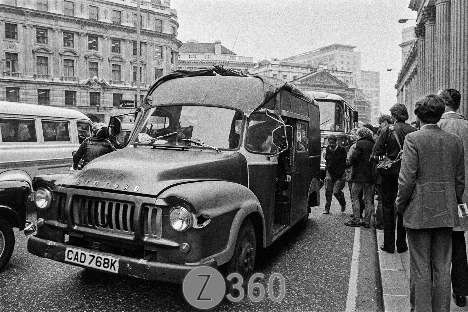 Hippie Convoy arrives