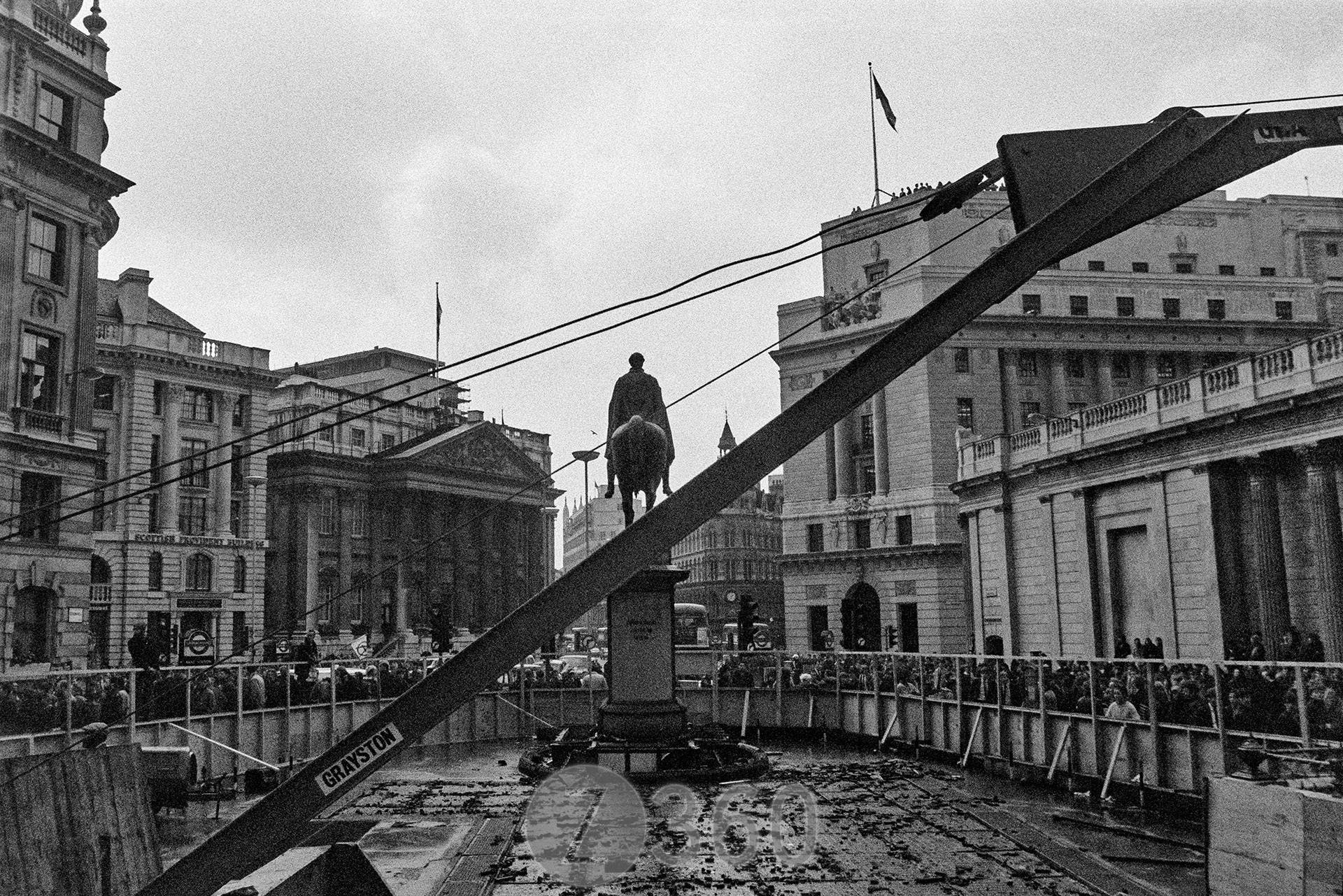 The miserable scene from The Royal Exchange