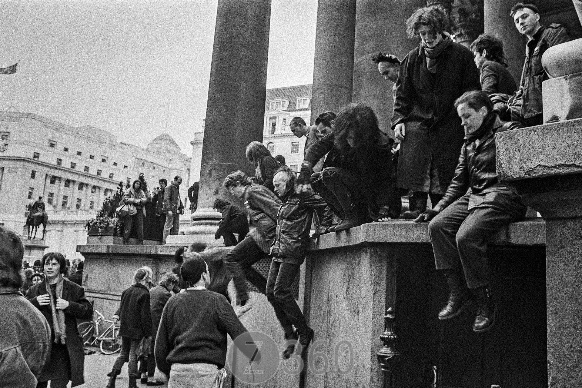 Protestors jump to freedom