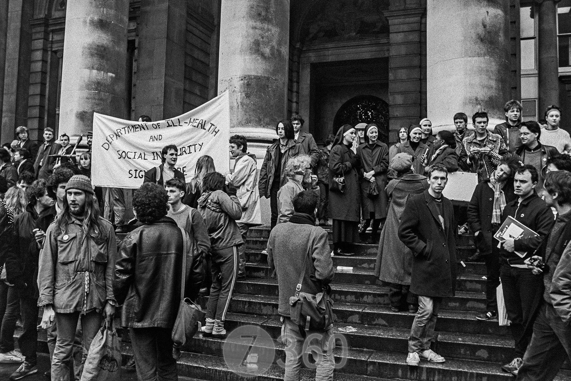 Nuns  on the protest