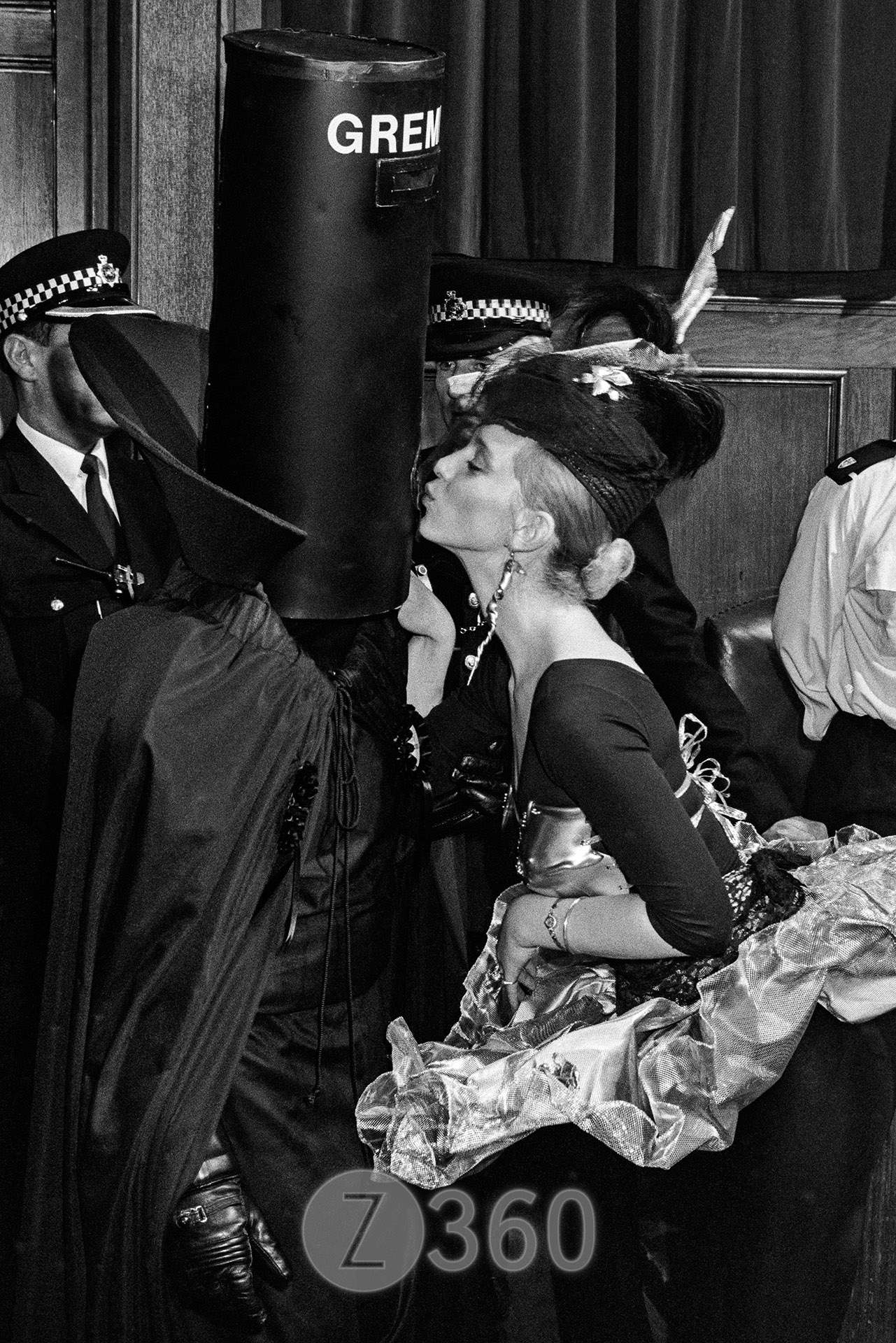 Michaelle St Vincent and Lord Buckethead kiss